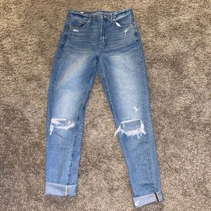 American Eagle Mom Jeans